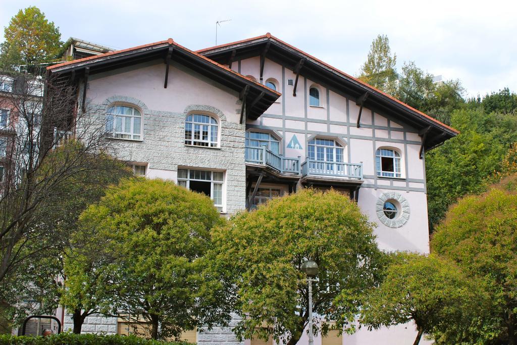 Albergue Juvenil Ondarreta - San Sebastian