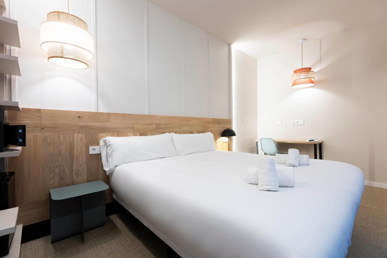 Urbaia Rooms
